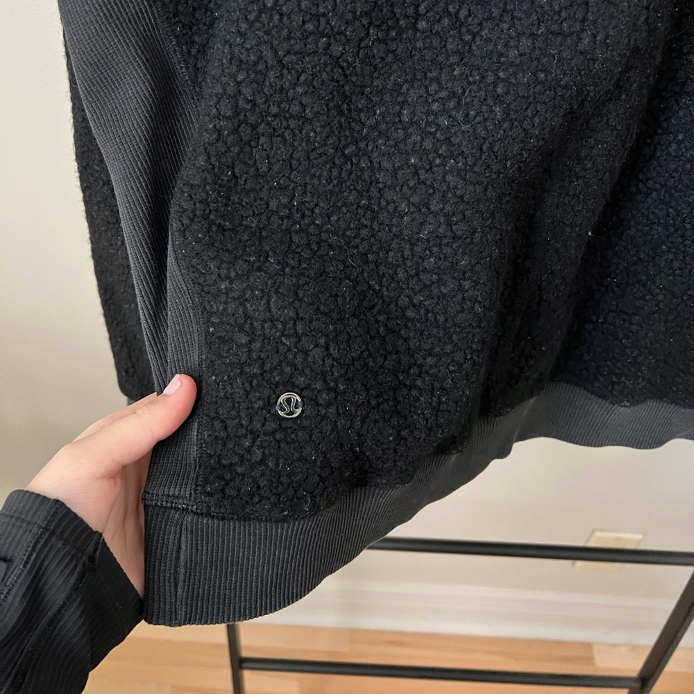 Lululemon Fleece Half Zip - Picture 2 of 3